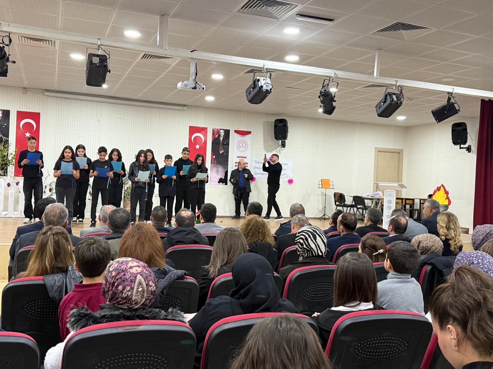 ÖĞRETMENLER GÜNÜ KUTLANDI