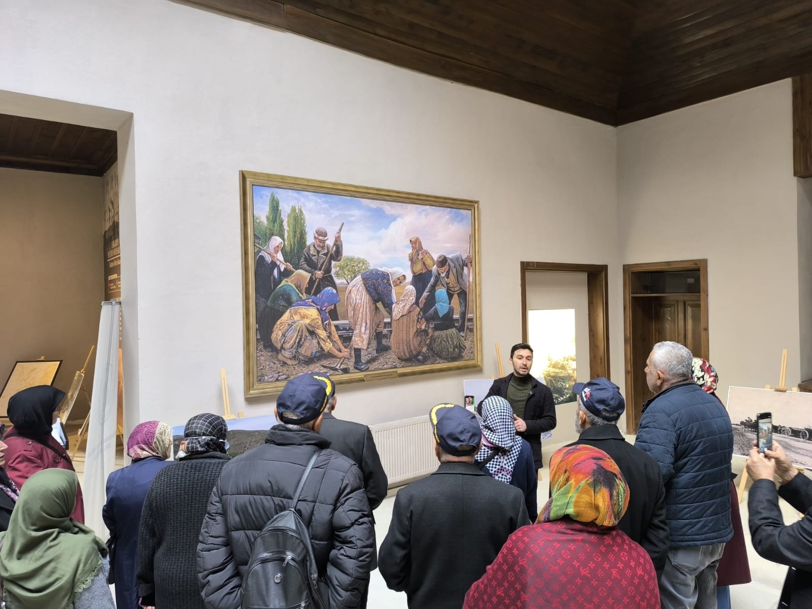 1 YILDA 5 BİN KİŞİ REHBER EŞLİĞİNDE İLÇEMİZİ GEZDİ