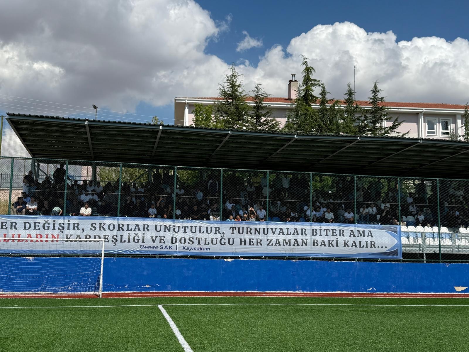 TURNUVA ESNAFA DA İLAÇ OLDU